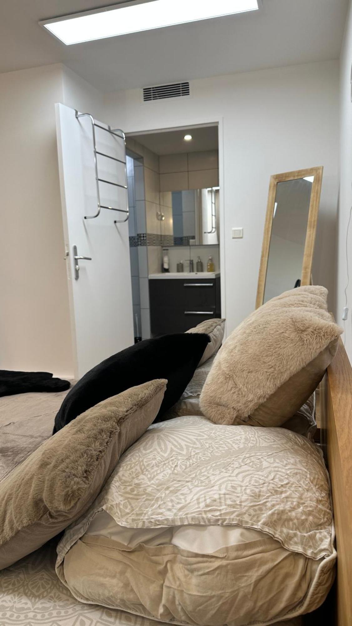 Appartement 5Min To Disneyland, Parking Prive Magny-le-Hongre Luaran gambar